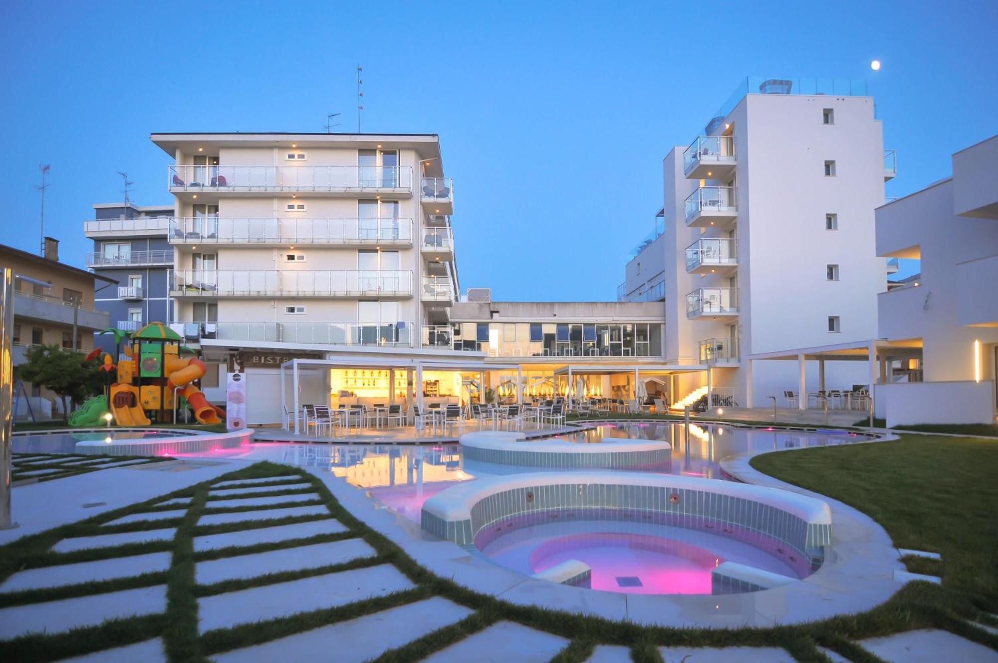 Marina Palace Hotel 4 Stelle S Каорле Екстер'єр фото