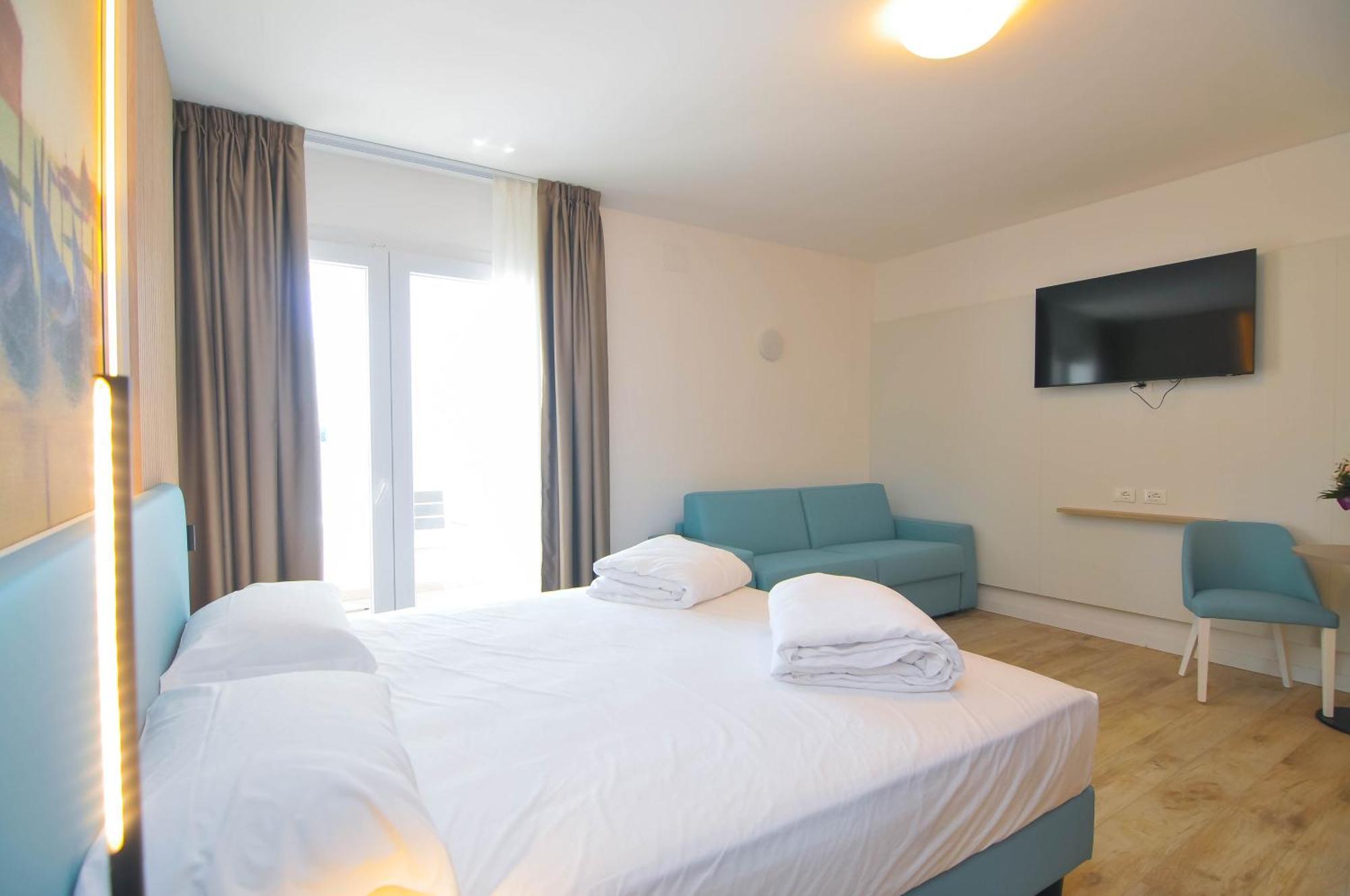 Marina Palace Hotel 4 Stelle S Каорле Екстер'єр фото