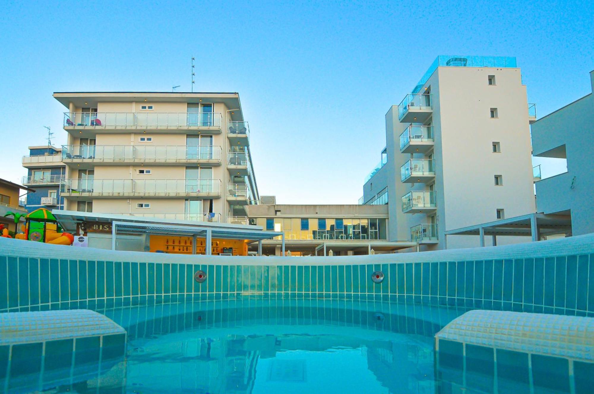 Marina Palace Hotel 4 Stelle S Каорле Екстер'єр фото